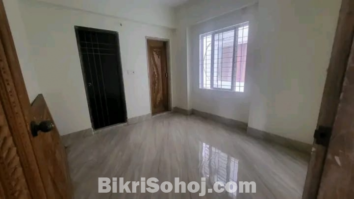 1530_sft Brand New Ready Flat Sale@Bashundhara H Block